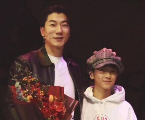 雪鹰爆料实锤视频大全,揭秘真相背后的精彩瞬间  第3张 雪鹰爆料实锤视频大全,揭秘真相背后的精彩瞬间  第3张